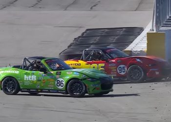 Quand Chick Hicks Miata fait déraper la Lightning McQueen MX-5 Cup Car : la fin choquante d&rsquo;une course palpitante !