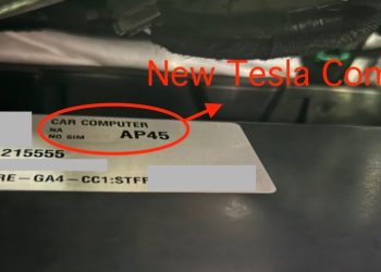 Tesla expédie discrètement son nouvel ordinateur AI4.5 et c&rsquo;est une révolution qui se prépare !