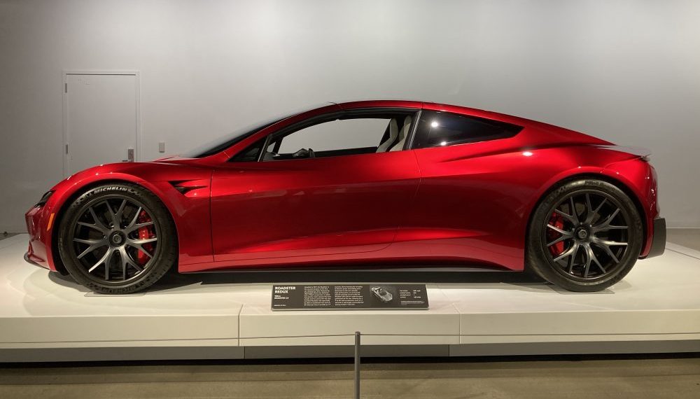 Vous n&rsquo;en croirez pas vos oreilles : les folles déclarations d&rsquo;Elon Musk sur le Tesla Roadster vont vous étonner !