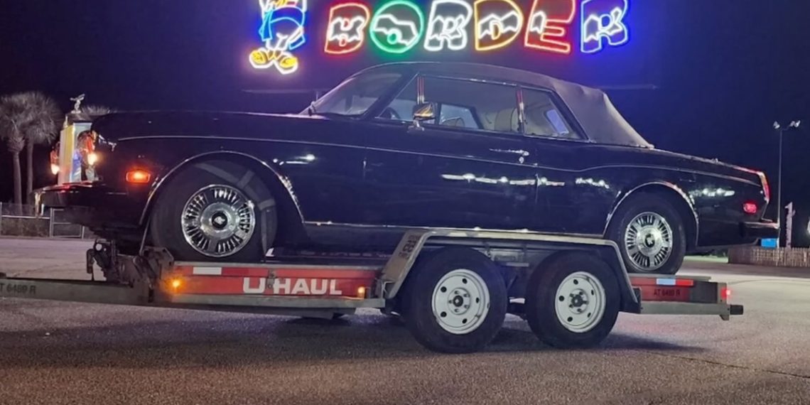 Il achète une Rolls-Royce Corniche pour son père et découvre l’incroyable lien avec Tupac