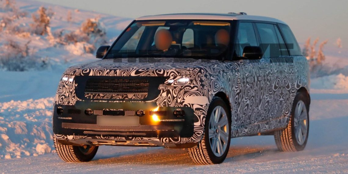 Un prototype du Range Rover 2027 repéré près du cercle arctique : un camouflage qui intrigue