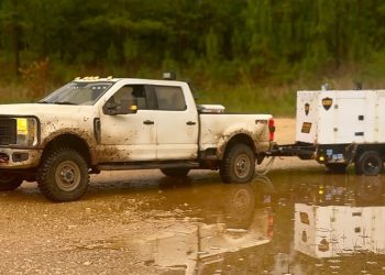 Ces mini camions de travail fonctionnels vont vous faire croire à la magie du modélisme RC !