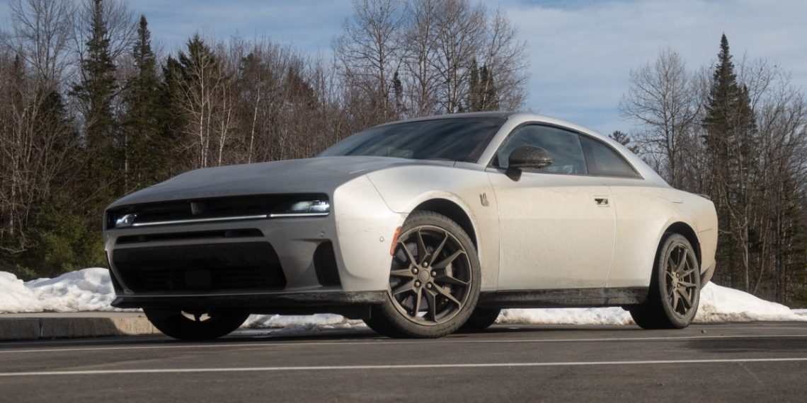 Dodge prépare son bijou : le moteur inline six SRT va dépasser les limites avec son twin-turbo infernal !