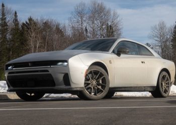 Dodge prépare son bijou : le moteur inline six SRT va dépasser les limites avec son twin-turbo infernal !