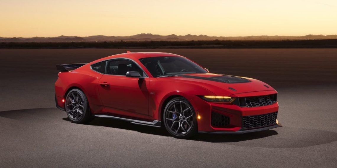 Ajoutez 70 000 $ d’options à la Ford Mustang Dark Horse SC et découvrez la supercar à 105 485 $ qui va vous surprendre !