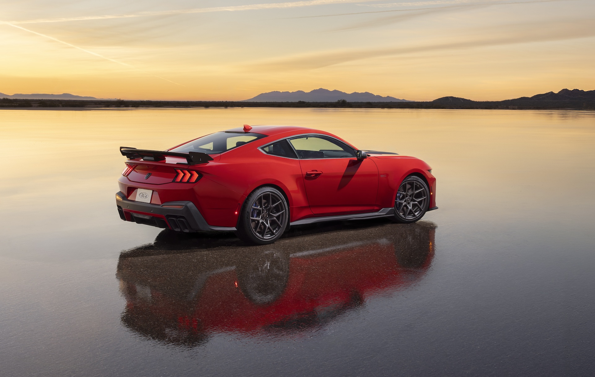 Ford Mustang Dark Horse SC