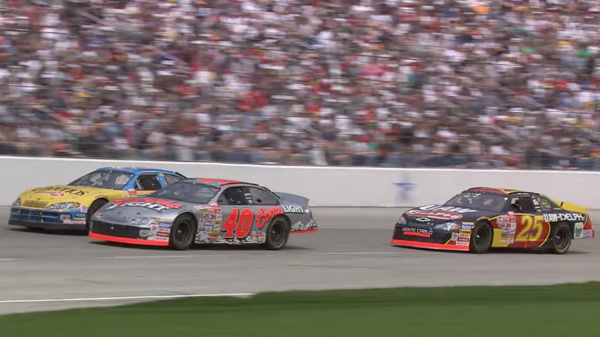 Voitures de la NASCAR Cup Series en 2001 au Texas Motor Speedway