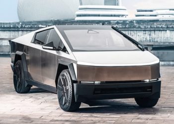 Vous ne croirez jamais quelle fonctionnalité de sécurité le Tesla Cybertruck vient d&rsquo;obtenir !