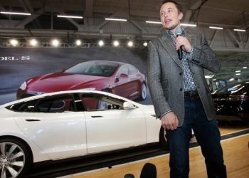 Un mystérieux « au revoir » pour les Tesla Model S et X : l’allusion d’Elon Musk qui intrigue les fans