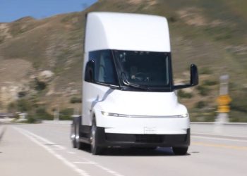 Why Jay Leno&rsquo;s comparison of the Tesla Semi will leave you intrigued