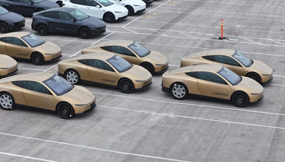 Le signal de Tesla qui annonce l’arrivée imminente du Cybercab va vous surprendre !