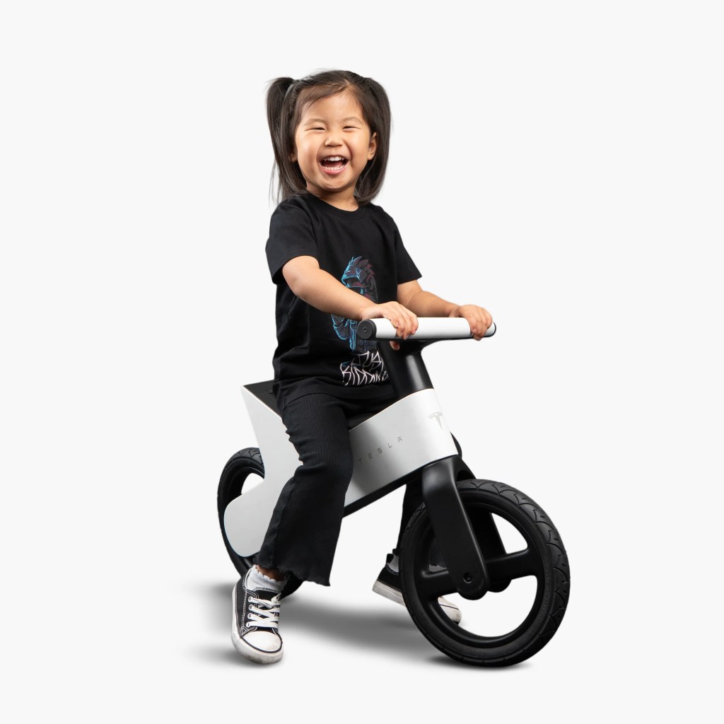Vélo d'équilibre Tesla - Vue 1