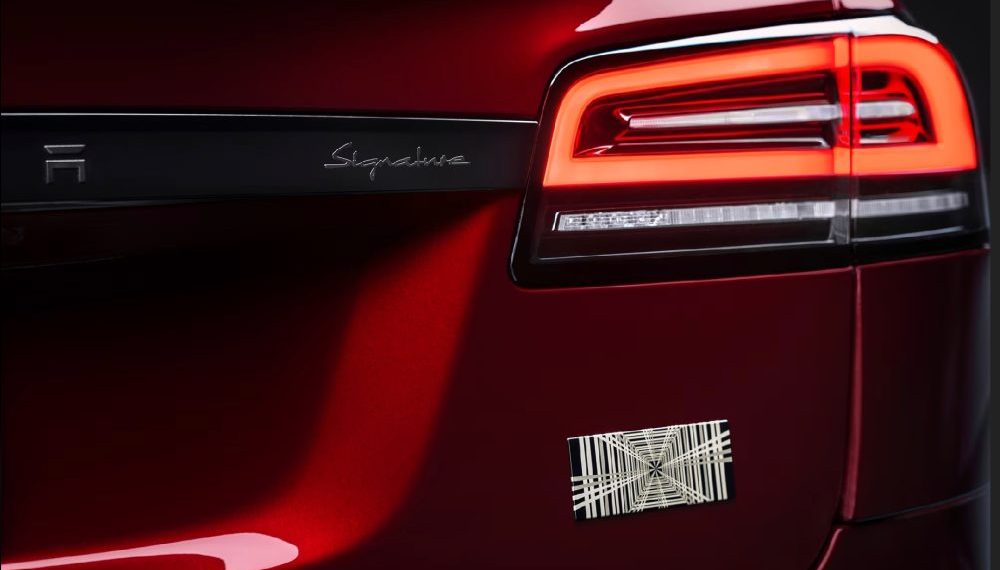 Ce propriétaire Tesla tente l&rsquo;impossible : revendre sa Model S Signature Edition à plus de 260 000 $ !
