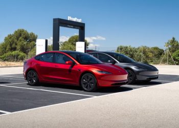 Tesla fait sensation : conquête de deux nouveaux marchés sur deux continents en une semaine !